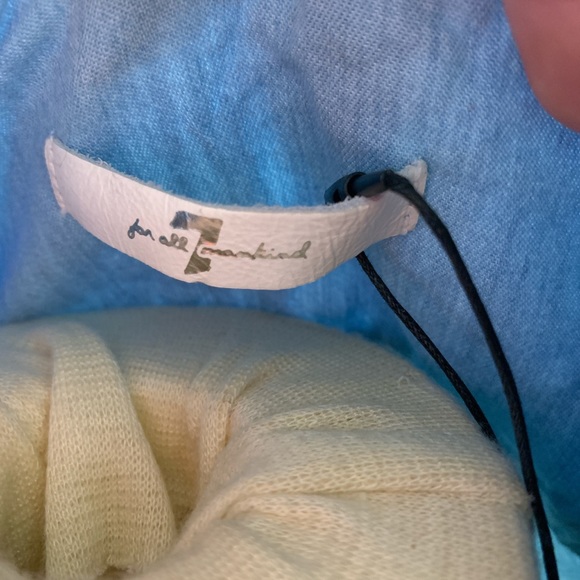 Shirt - Picture 3 of 4